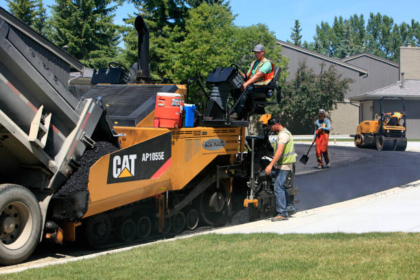 Best Commercial Driveway Pavers  in Village Of Four Seasons, MO